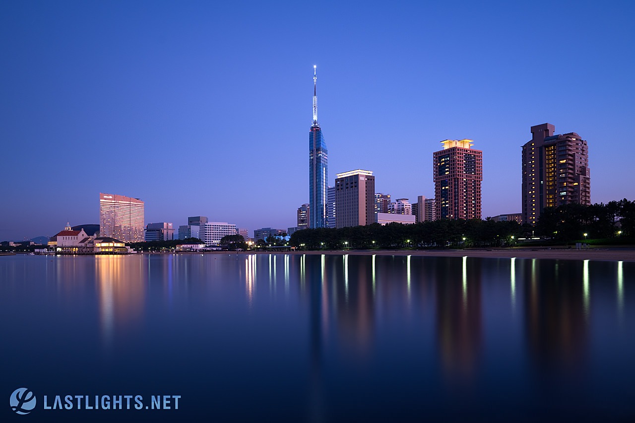 Fukuoka Skyline from Momochi Seaside Park, Japan Fukuoka Skyline from Momochi Seaside Park, Japan