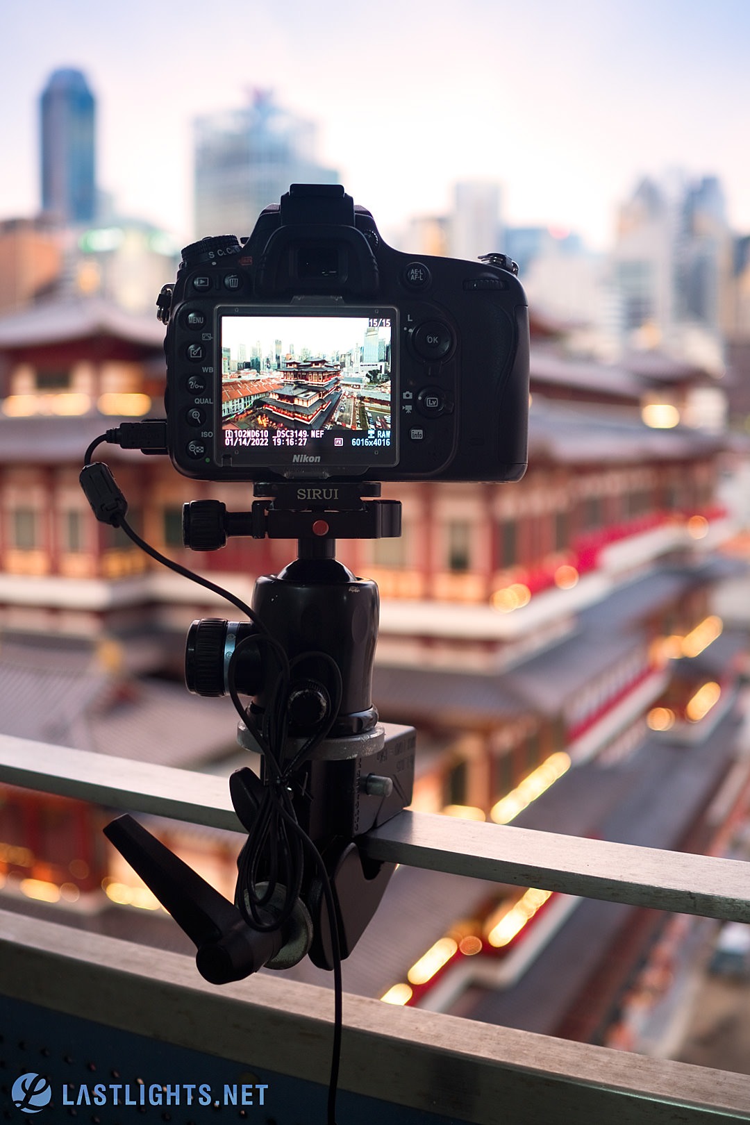 Behind the Scenes at Buddha Tooth Relic Temple, Singapore